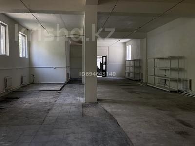 Свободное назначение, офисы, склады • 530 м² за 1.1 млн 〒 в Шымкенте, Аль-Фарабийский р-н