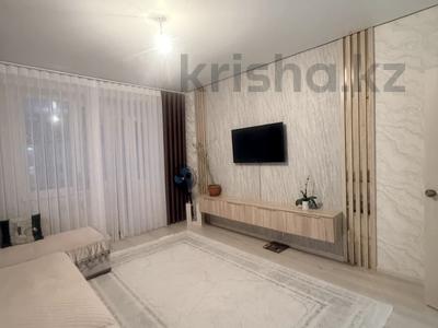 2-бөлмелі пәтер · 66.2 м² · 8/10 қабат, Есенберлина 13/8, бағасы: 29.5 млн ₸ в Усть-Каменогорске