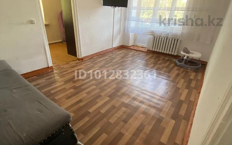3-комнатная квартира · 44 м² · 2/2 этаж, Терешкова,д.2 7кв — Квартира находится в центре. Рядом больница, школа, детский сад, почта, акимат, супермаркеты. Удобный выезд на трассу, до Алматы — прямая дорога. за 5.9 млн ₸ в  — фото 2