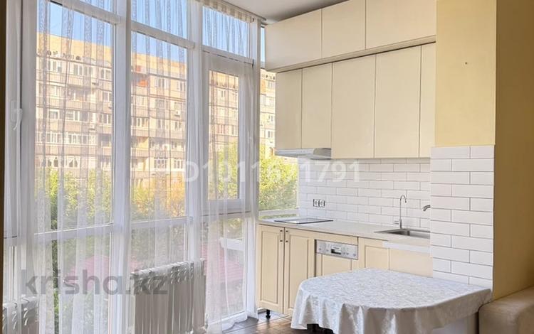 2-комнатная квартира · 40 м² · 4/12 этаж, Касымова 32 за 370 000 ₸ в Алматы, Бостандыкский р-н — фото 2
