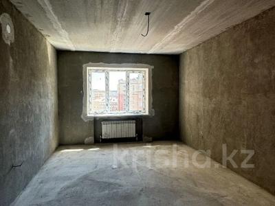 2-бөлмелі пәтер · 72 м² · 4/9 қабат, Алтын орда ш/а., бағасы: 30 млн ₸ в Актобе, мкр. Алтын орда