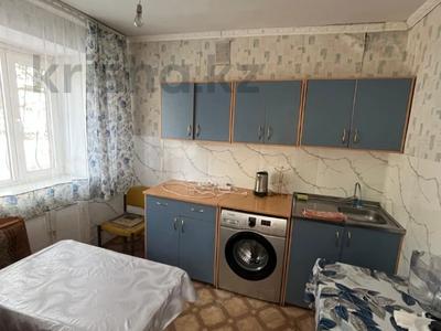 3-бөлмелі пәтер · 57.2 м² · 1/5 қабат, Майқұдық, Бирюзова 37, бағасы: 10.8 млн ₸ в Караганде, Алихана Бокейханова р-н
