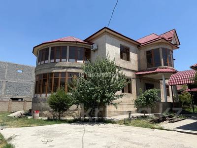 Отдельный дом · 8 комнат · 544 м² · 16 сот., мкр Самал-2, Мкр Самал-2 улица Сарыөзек 53 за 250 млн ₸ в Шымкенте, Абайский р-н