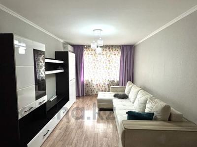 2-бөлмелі пәтер · 45 м² · 2/4 қабат, №8 ш/а., Абая 14 — Алтынсарина, бағасы: 300 000 ₸ в Алматы, Ауэзовский р-н