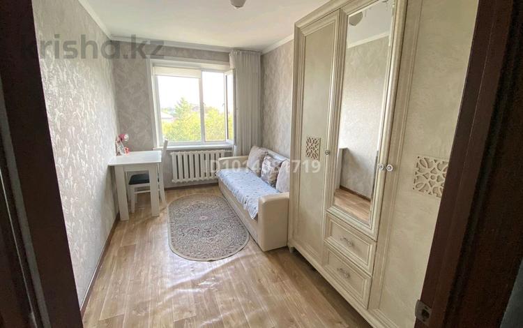 3-бөлмелі пәтер · 62 м² · 2/2 қабат, Т. Аубакирова 57 — Центр, бағасы: 19 млн ₸ в Каркаралинске — фото 2