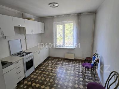 2-бөлмелі пәтер · 54 м² · 3/5 қабат, мкр Мамыр-7 5, бағасы: 240 000 ₸ в Алматы, Ауэзовский р-н
