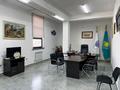 Свободное назначение, офисы • 55 м² за 440 000 〒 в Шымкенте, Аль-Фарабийский р-н — фото 3
