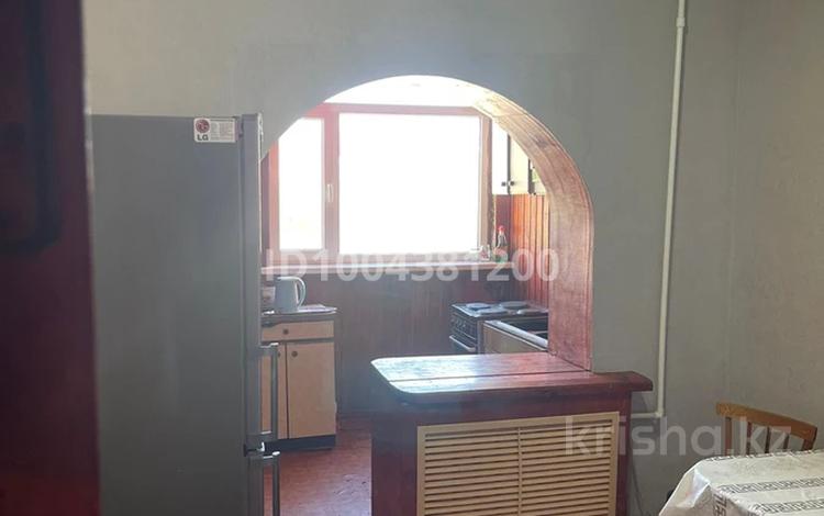 2-комнатная квартира · 50 м² · 3/5 этаж, Гагарина 76 за 130 000 ₸ в Жезказгане — фото 2