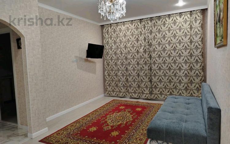 1-комнатная квартира · 39 м² · 4/11 этаж, Роза Багланова 1 за 200 000 ₸ в Астане, Нура р-н — фото 2