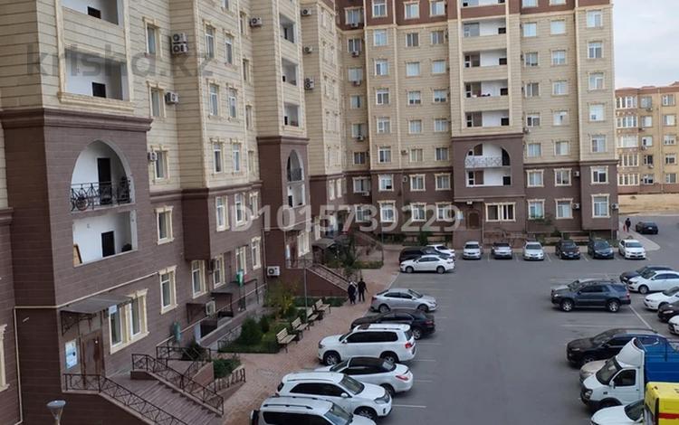 2-комнатная квартира · 69.9 м² · 3/9 этаж, 28А мкр, 28А-ш/а. 23 за 25 млн ₸ в Актау — фото 2