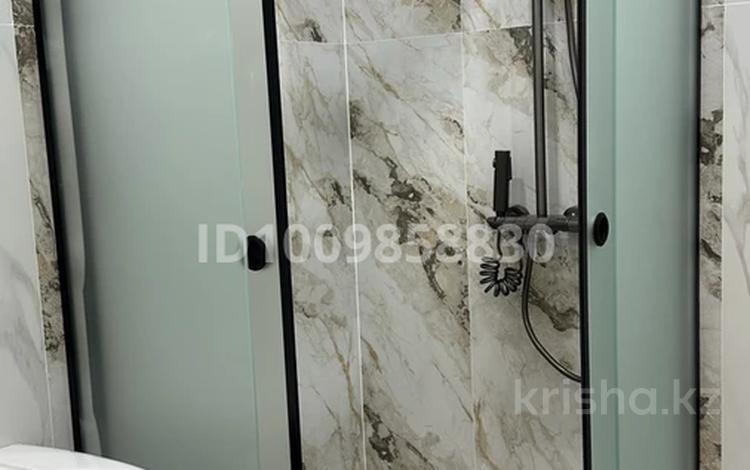 3-бөлмелі пәтер · 82 м² · 4/5 қабат, мкр Сары Арка, Сары-Арка 30, бағасы: 32 млн ₸ в Атырау — фото 2