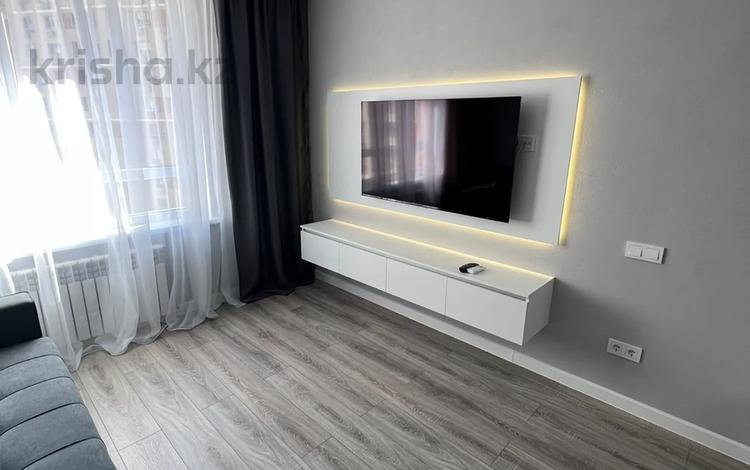 2-комнатная квартира · 55 м² · 7/14 этаж, Утепова 31 за 370 000 ₸ в Алматы, Бостандыкский р-н — фото 2