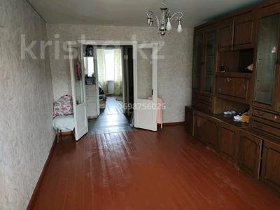 3-комнатная квартира · 60 м² · 4/5 этаж, Курчатова 4/1 за 9.3 млн ₸ в Алтае