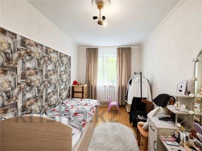 3-бөлмелі пәтер · 57 м² · 1/5 қабат, ул. Абая, бағасы: 10.5 млн ₸ в Темиртау