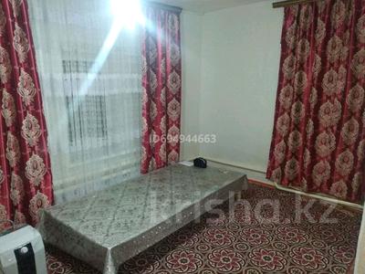Дом · 4 комнаты · 100 м², Аксукент Ақ бұлақ 37 за 50 000 〒 в Шымкенте