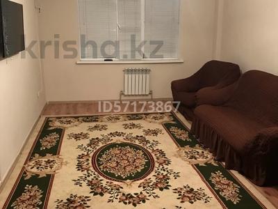 Пәтерлер в Атырауской обл.: 2-бөлмелі пәтер · 70 м² · 5/5 қабат · ай сайын, мкр Нурсая 73/1, бағасы: 170 000 〒 2-бөлмелі пәтер · 70 м² · 5/5 қабат · ай сайын, мкр Нурсая 73/1, бағасы: 170 000 〒 в Атырау