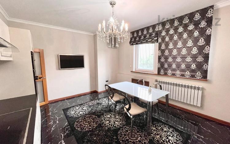 4-комнатная квартира · 150 м² · 6/6 этаж, Жамакаева за 145 млн ₸ в Алматы, Медеуский р-н — фото 34