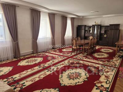 Часть дома · 4 комнаты · 180 м² · 10 сот., мкр Атырау, Куби Куспанов 15 за 30 млн ₸