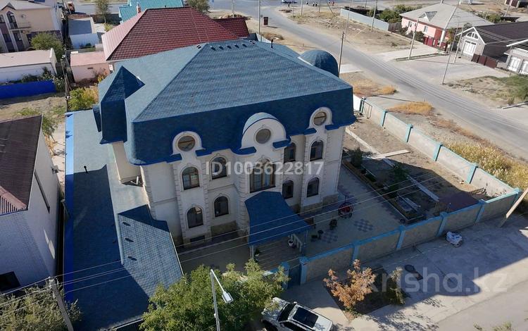 Жеке үй · 7 бөлме · 806 м² · 12.15 сот., мкр Жеруйык, Каленова, бағасы: 2.5 млн 〒 в Атырау — фото 2