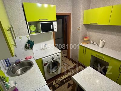 Продажа квартир в Восточно-Казахстанской обл.: 3-комнатная квартира · 60 м² · 2/2 этаж, Новорабочая 5 — Белинского-Бажова за 10.9 млн 〒 3-комнатная квартира · 60 м² · 2/2 этаж, Новорабочая 5 — Белинского-Бажова за 10.9 млн 〒 в Усть-Каменогорске