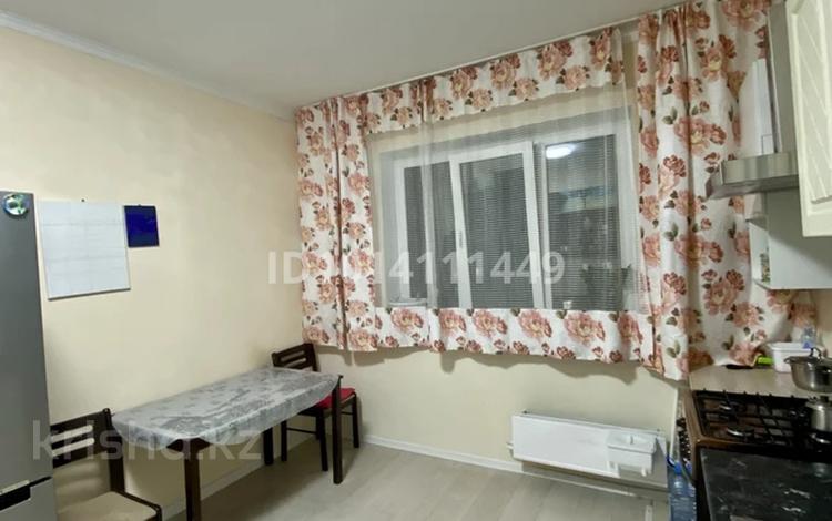 2-комнатная квартира · 59.9 м² · 9/9 этаж, мкр Жетысу-2 56 за 320 000 ₸ в Алматы, Ауэзовский р-н — фото 4