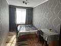 2-комнатная квартира, 46 м², 3/5 этаж помесячно, Жданова за 120 000 〒 в Уральске — фото 2