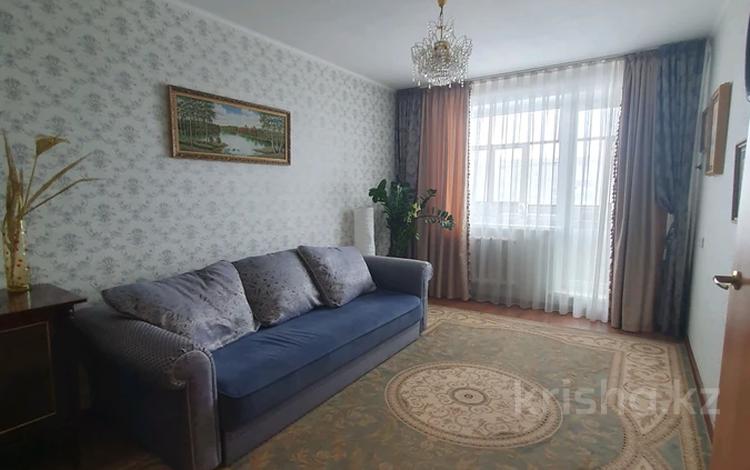 3-комнатная квартира, 69 м², 8/10 этаж, Естая 134 за 25 млн 〒 в Павлодаре — фото 2