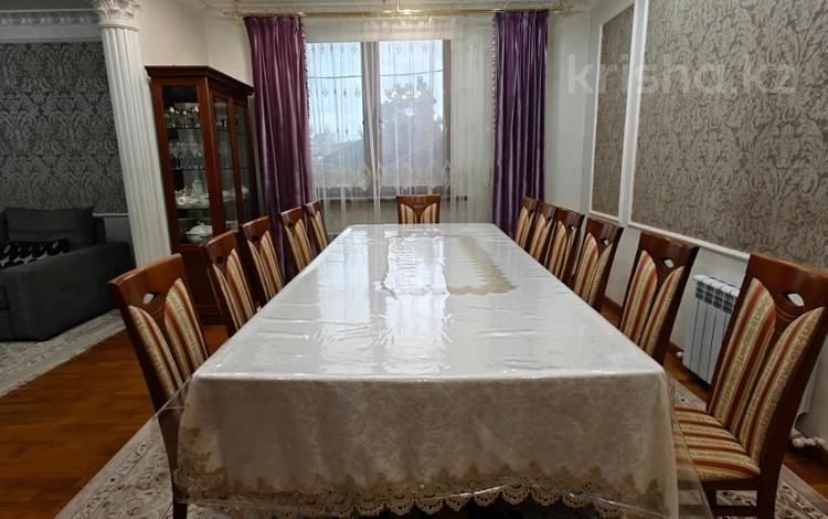 Отдельный дом • 8 комнат • 460 м² • 11 сот., Байшешек за 385 млн 〒 в Алматы, Бостандыкский р-н — фото 6
