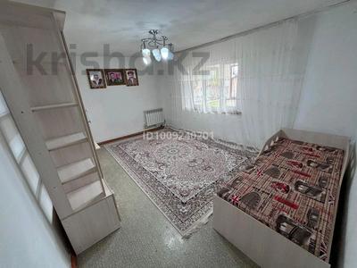 Отдельный дом · 4 комнаты · 80 м² · 8 сот., Иманова 31/2 — Панфилова, Стадион за 15 млн 〒 в Кентау