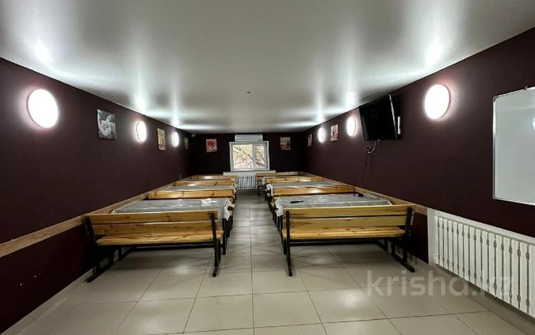 Склады, общепит, бани, гостиницы и зоны отдыха · 250 м² за 45 млн 〒 в Актобе — фото 2