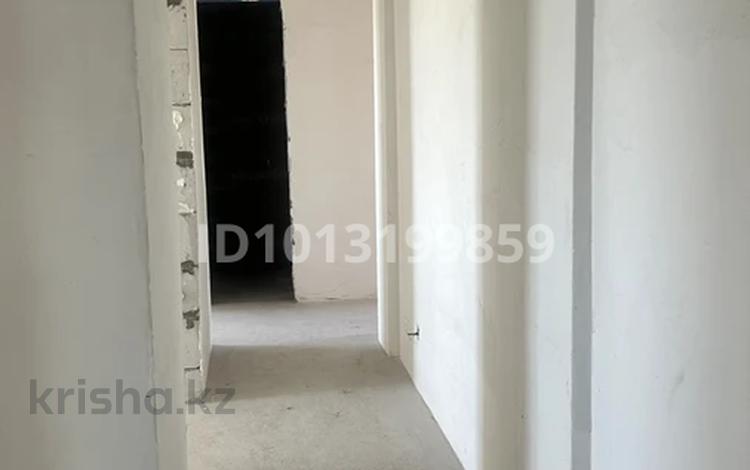 3-комнатная квартира · 71.3 м² · 5/6 этаж, мкр Уркер 125 за 24 млн ₸ в Астане, Нура р-н — фото 2