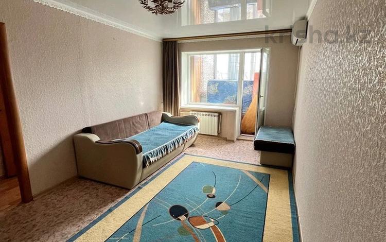 3-комнатная квартира, 60 м², 3/4 этаж, ауезова 284 за 12 млн 〒 в Кокшетау — фото 2