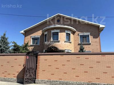 Отдельный дом · 7 комнат · 460 м² · 12 сот., Смоленская 20 за 350 млн ₸ в Семее