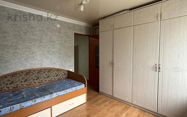 2-бөлмелі пәтер · 47 м² · 2/5 қабат, мкр 8, мкр 8 Бр,Жуб, бағасы: 15.7 млн ₸ в Актобе — фото 2