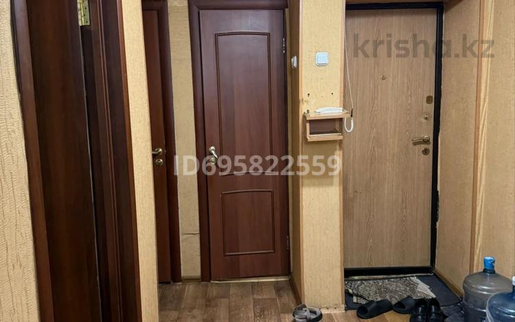 3-комнатная квартира · 53 м² · 2/5 этаж, мкр Новый Город, Пичугина 242 — Клиника "Alanda" за 20 млн ₸ в Караганде, Казыбек би р-н — фото 2