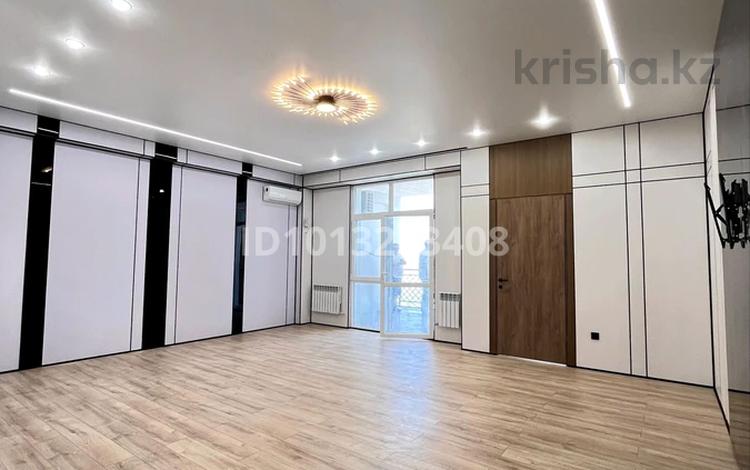 2-комнатная квартира · 90 м² · 10/12 этаж, 14-й мкр 2/1 — С видом на море за 65 млн ₸ в Актау — фото 2