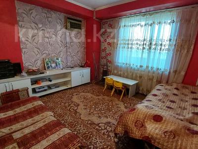 2-бөлмелі пәтер, 56 м², 8/9 қабат ай сайын, Пр Тауке хан 33, бағасы: 100 000 〒 в Шымкенте