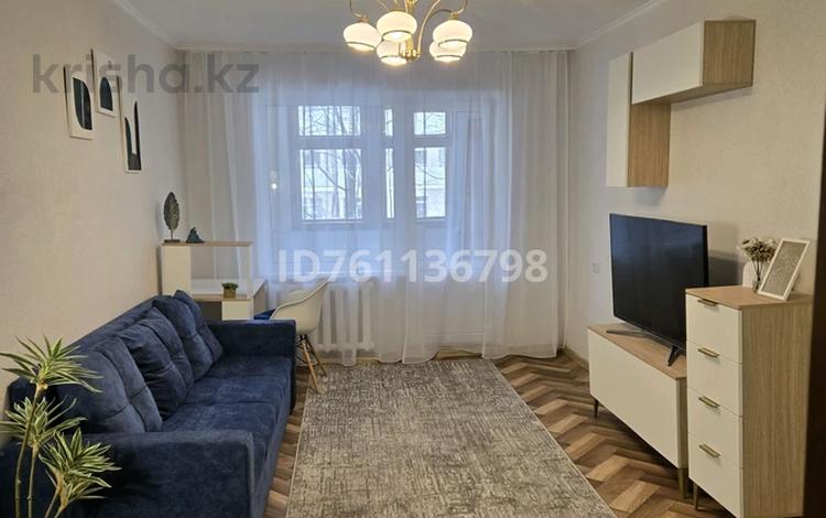 2-комнатная квартира · 44 м² · 2/4 этаж, мкр Коктем-2 за 350 000 ₸ в Алматы, Бостандыкский р-н — фото 2