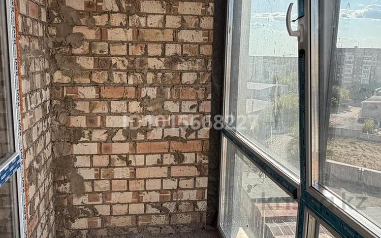 2-бөлмелі пәтер · 70 м² · 7/8 қабат, Муканова 51, бағасы: 24 млн ₸ в Караганде, Казыбек би р-н — фото 2
