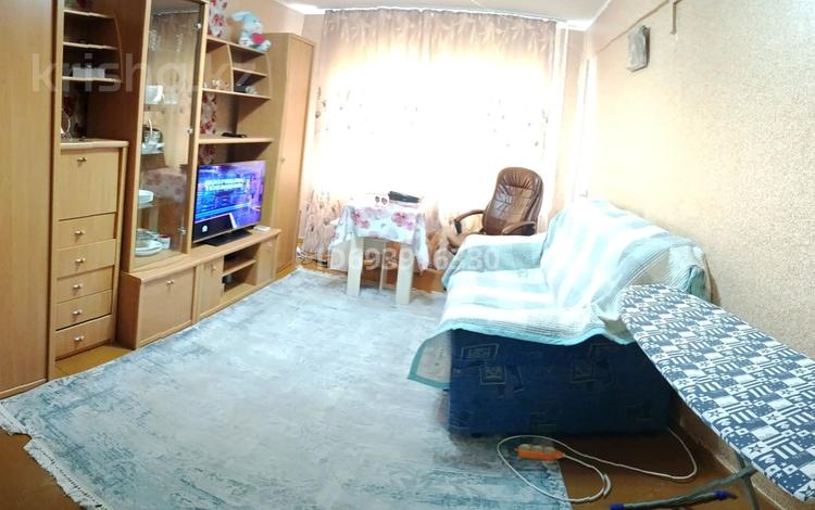3-бөлмелі пәтер · 65.5 м² · 2/5 қабат, 30-ой Гвардейской дивизии 28 — Амурская - 30-ой Гвардейской дивизии, бағасы: 21 млн ₸ в Усть-Каменогорске, Ульбинский — фото 2
