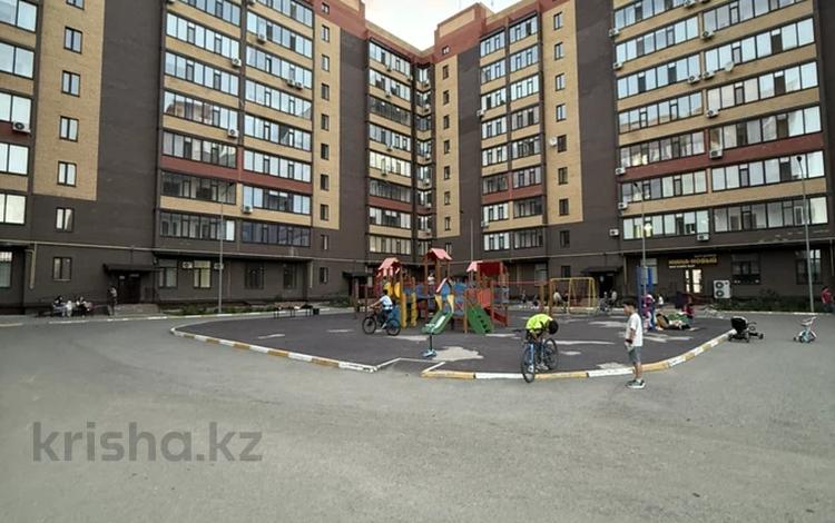 3-бөлмелі пәтер · 112 м² · 8/9 қабат, Абая 244, бағасы: 44.5 млн ₸ в Уральске — фото 2