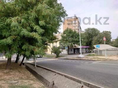 2-бөлмелі пәтер · 52 м² · 2/2 қабат, Байзакова 252 — Абая, бағасы: 40 млн ₸ в Алматы, Алмалинский р-н