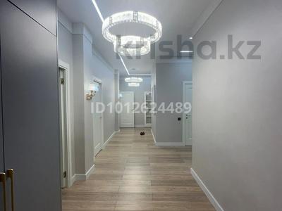 4-бөлмелі пәтер · 146 м² · 11/15 қабат, Айтеке би 113, бағасы: 90 млн ₸ в Атырау