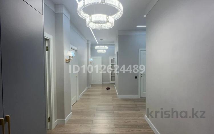 4-бөлмелі пәтер · 146 м² · 11/15 қабат, Айтеке би 113, бағасы: 90 млн ₸ в Атырау — фото 2