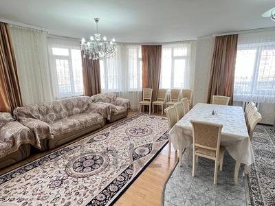 3-комнатная квартира · 80 м² · 1/5 этаж, Курмангазы — Конечная Авангарда за 17 000 〒 в Атырау, мкр Авангард-3