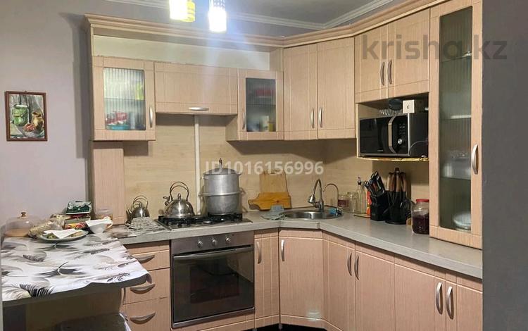 3-комнатная квартира · 64 м² · 3/9 этаж, Кустанайская 1 б за 250 000 ₸ в Семее — фото 2