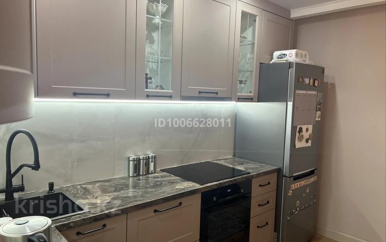 2-бөлмелі пәтер · 53 м² · 3/9 қабат, Валиханова 1/6, бағасы: 35 млн ₸ в Петропавловске — фото 2