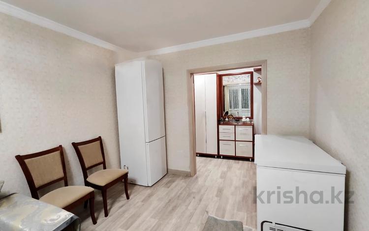 3-бөлмелі пәтер · 68 м² · 1/10 қабат, Майры 21, бағасы: ~ 29.2 млн ₸ в Павлодаре — фото 2
