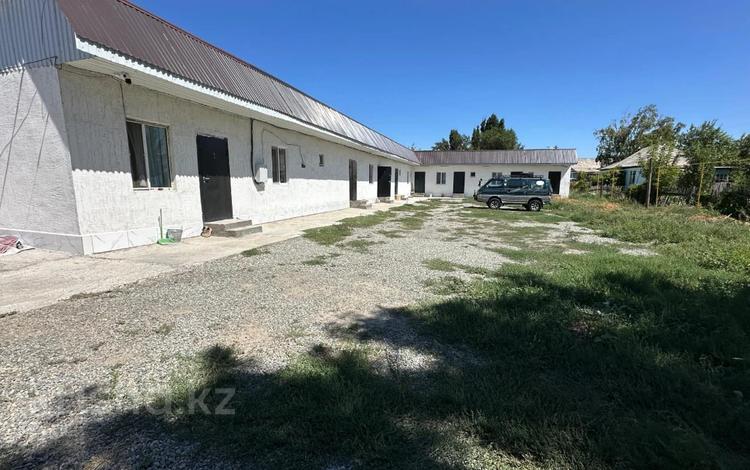 Отдельный дом · 8 комнат · 193 м² · 10 сот., Абая 181 за 46 млн 〒 в Талдыкоргане — фото 2