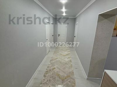 4-комнатная квартира · 116 м² · 3/6 этаж, 39-й мкр 4 за 39 млн 〒 в Актау
